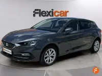 Begagnad Seat Leon Style 130 HK (95 kW) 2023 Grå