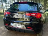 Usado Alfa Romeo Giulietta Super 150 CV (110 kW) 2018 Negro Utilitario