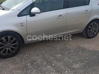 Usado Opel Corsa Selective 100 CV (73 kW) 2011 Gris / plata Utilitario