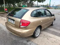 Usado Kia Rio 97 CV (71 kW) 2003 Beige Berlina