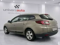 Usado Renault Mégane GrandTour Dynamique 110 CV (80 kW) 2011 Beige Familiar