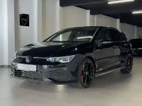 Usado VW Golf VIII GTI 300 CV (220 kW) 2023 Negro Utilitario
