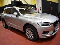 Usado Volvo XC60 Momentum 197 CV (144 kW) 2020 Plateado SUV