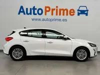 Usado Ford Focus Trend+ 120 CV (88 kW) 2021 Blanco Utilitario