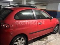 Usado Seat Ibiza Reference 70 CV (51 kW) 2007 Rojo Berlina