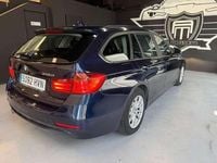 Usado BMW 318 143 CV (105 kW) 2014 Azul Familiar