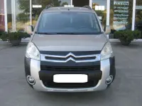 Usado Citroën Berlingo XTR 109 CV (80 kW) 2010 Beige Monovolumen