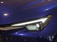 Usado Lexus LBX 137 CV (100 kW) 2025 Azul SUV
