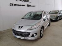 Usado Peugeot 207 95 CV (69 kW) 2011 Gris / plata Berlina