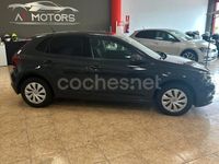 Usado VW Polo Advance 95 CV (69 kW) 2019 Gris / plata Berlina