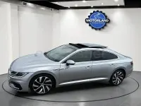 Usado VW Arteon 150 CV (110 kW) 2018 Gris / plata Utilitario