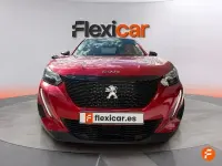 Usado Peugeot 2008 Active 100 CV (73 kW) 2023 Rojo SUV