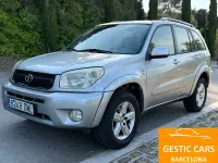 Usado Toyota RAV4 Sol 150 CV (110 kW) 2005 Gris / plata SUV