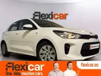 Usado Kia Rio 84 CV (61 kW) 2018 Blanco Utilitario