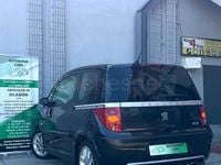 Usado Peugeot 1007 70 CV (51 kW) 2006 Negro Monovolumen