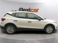 Usado Seat Arona Style 90 CV (66 kW) 2020 Blanco SUV