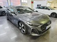 Käytetty Audi A5 S-Line 204 HP (150 kW) 2024 Harmaa Sedan
