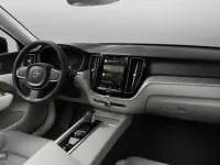 Usado Volvo XC60 Core 2025 Negro SUV