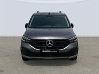 Usado Mercedes EQT200 89 kW (122 CV) 2025 Gris cromita Monovolumen