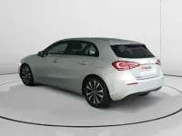 Usado Mercedes A180 116 CV (85 kW) 2021 Gris Utilitario