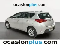 Usado Toyota Auris Active 132 CV (97 kW) 2015 Gris plata Utilitario