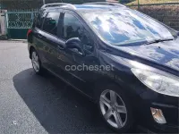 Usado Peugeot 308 SW Premium 120 CV (88 kW) 2008 Negro Familiar