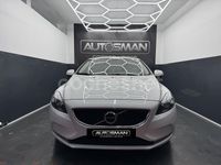 Usado Volvo V40 Kinetic 120 HP (88 kW) 2017 Branco Sedan