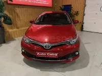 Usado Toyota Auris Active 116 CV (85 kW) 2016 Granate Berlina