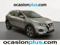Usado Nissan Qashqai Acenta 140 CV (102 kW) 2021 Gris SUV