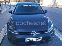 Usado VW Golf VII Advance 110 CV (80 kW) 2018 Gris / plata Berlina