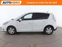 Usado Renault Scénic III 115 CV (84 kW) 2015 Blanco Monovolumen