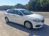 Begagnad Fiat Tipo Easy 95 HK (69 kW) 2019 Vit Sedan