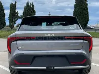 Nuevo Kia K4 150 CV (110 kW) 2026 Gris / plata Berlina
