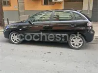 Usado Seat Ibiza Reference 85 CV (62 kW) 2008 Negro Berlina