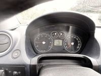 Usado Ford Fiesta Ambiente 70 CV (51 kW) 2007 Blanco Utilitario