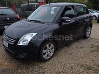 Usado Suzuki Swift GLX 92 CV (67 kW) 2010 Negro Berlina