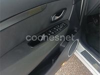 Usado Renault Scénic III Dynamique 110 CV (80 kW) 2011 Blanco Monovolumen