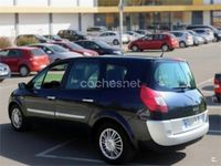 Usado Renault Grand Scénic II Dynamique 130 CV (95 kW) 2008 Negro Monovolumen