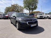 Usado Skoda Octavia Ambition 115 HP (84 kW) 2022 Preto Carrinha