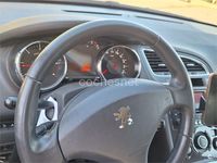 Usado Peugeot 5008 112 CV (82 kW) 2012 Blanco Monovolumen