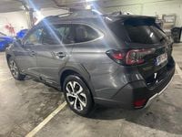 Usado Subaru Outback 169 CV (124 kW) 2022 Gris Familiar