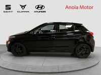 Begagnad Hyundai i20 84 HK (61 kW) 2015 Svart Halvkombi