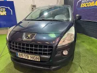 Usado Peugeot 3008 Active 112 CV (82 kW) 2011 Azul Familiar