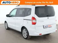 Usado Ford Tourneo Connect Titanium 101 CV (74 kW) 2018 Blanco Monovolumen
