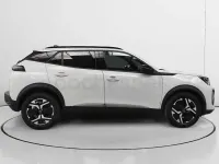 Usado Peugeot 2008 Allure 100 CV (73 kW) 2024 Blanco SUV