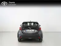 Usado Toyota Yaris Hybrid Active 116 CV (85 kW) 2025 Monovolumen