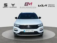 Usado VW T-Roc Advance 110 CV (80 kW) 2022 Gris SUV