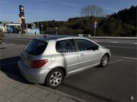 Usado Peugeot 307 110 CV (80 kW) 2002 Gris / plata Berlina
