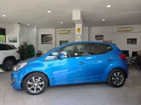 Usado Hyundai ix20 116 CV (85 kW) 2017 Azul Utilitario