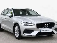 Usado Volvo V60 Momentum 150 CV (110 kW) 2019 Gris / plata Familiar